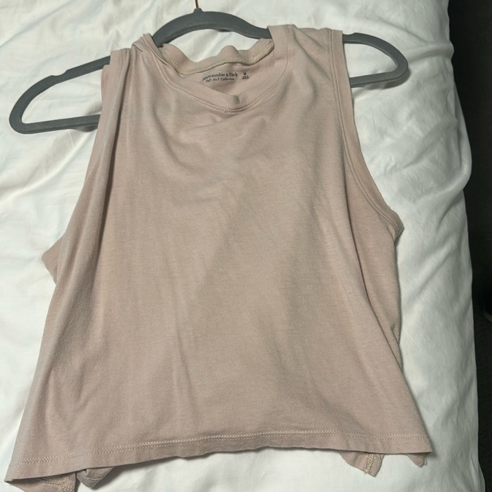 Tan Abercrombie comfortable tank